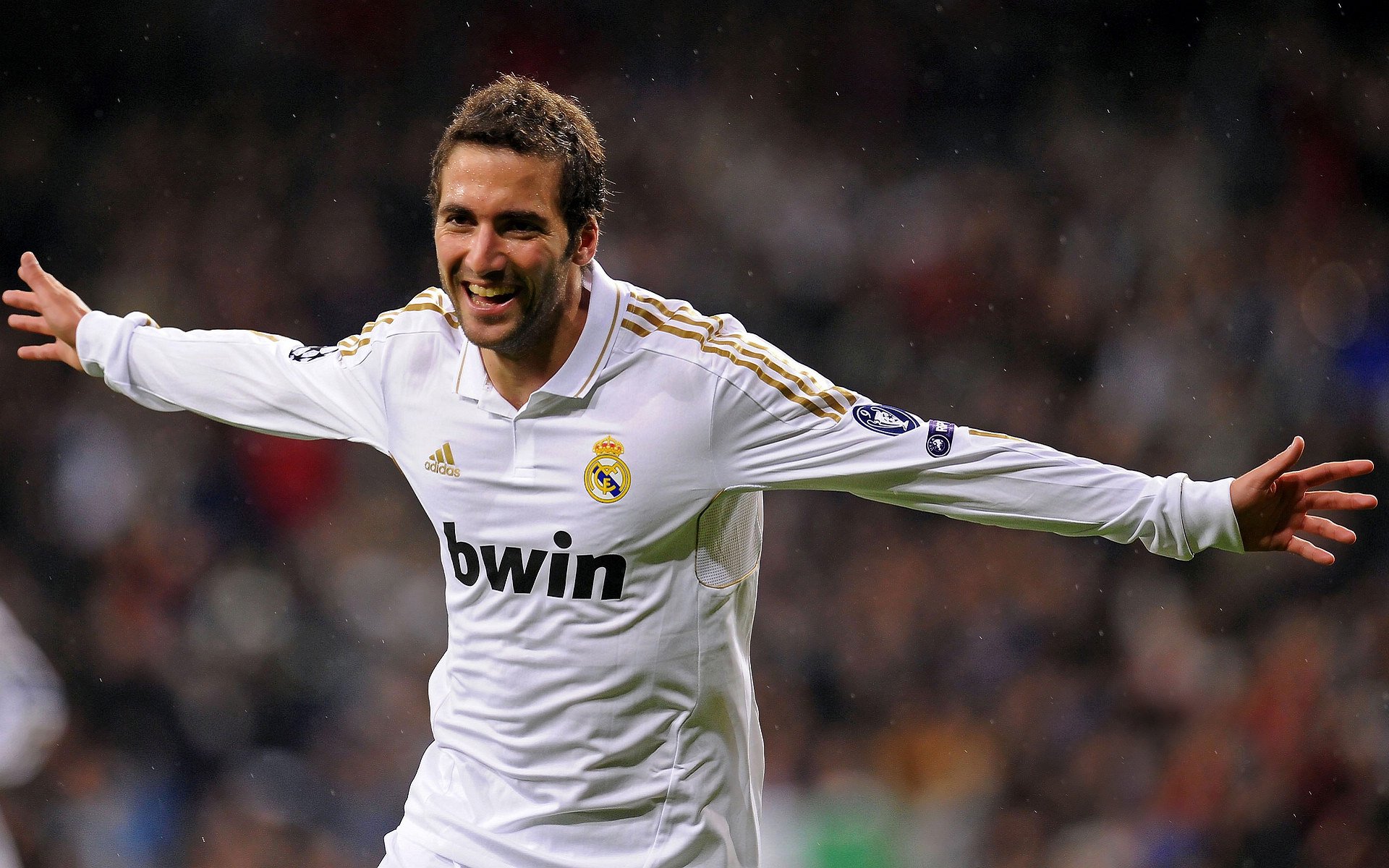 纽卡斯尔主场不敌,降级威胁更甚,纽卡斯尔联主场叫什么