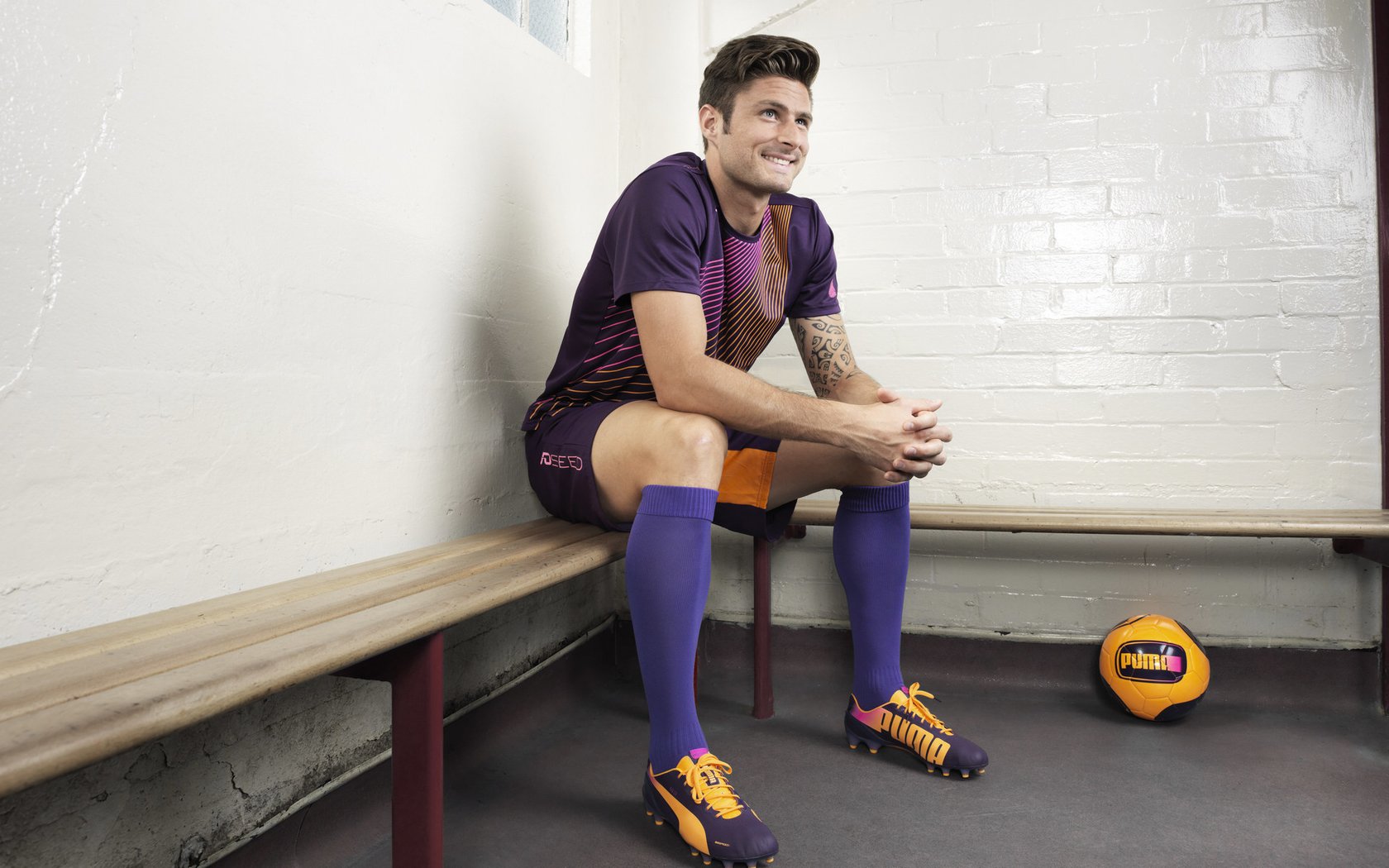 九游官网首页-赛后评论：主教练称“团队努力是胜利的最大保障”，团队 努力